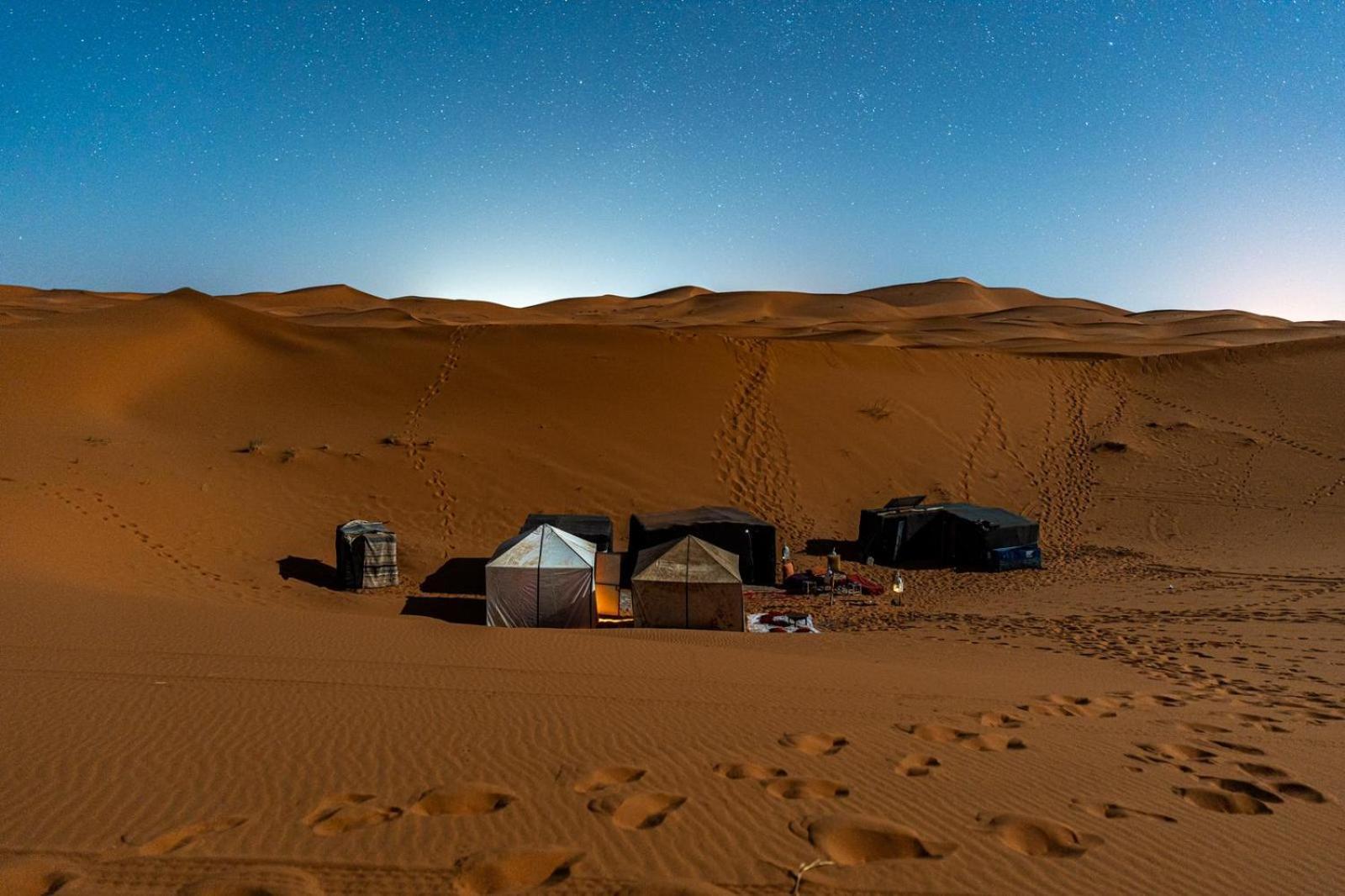 Hôtel Berber luxury camp à Merzouga Extérieur photo